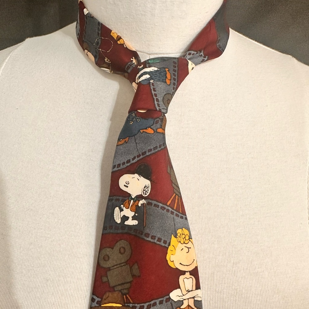 Peanuts Comic Vintage Silk Tie Unisex Snoopy Hollywood Salute Charlie Movie